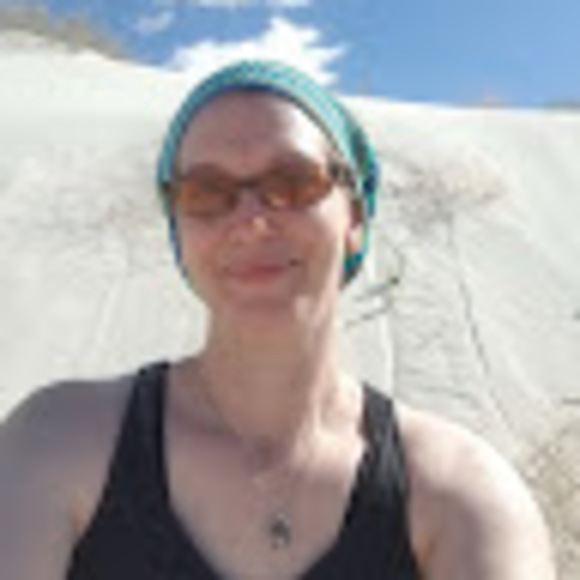 Meet your Posher, Jessica - Picture 1 of 1